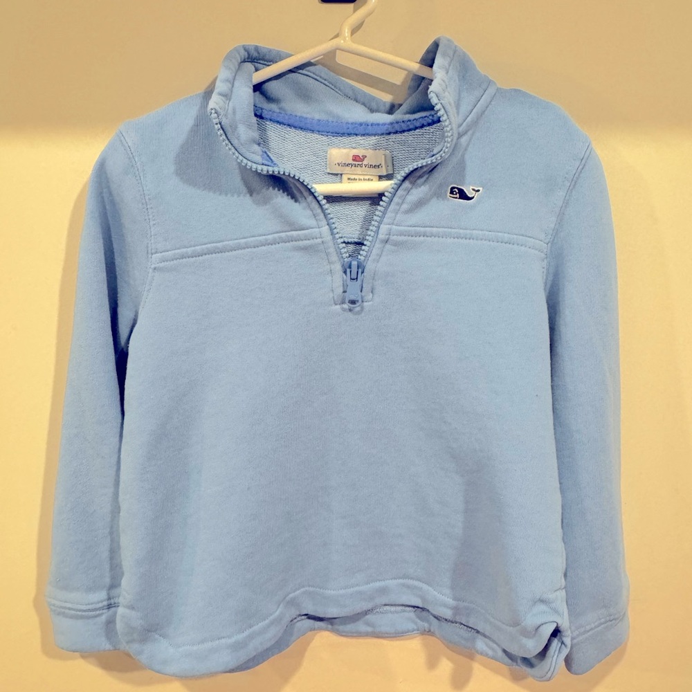 Gently used Vineyard Vines Relaxed Shep girls size 4T pullover